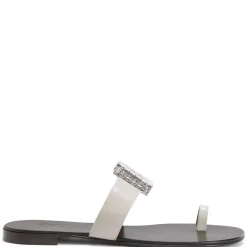 BLAHIR FLAT