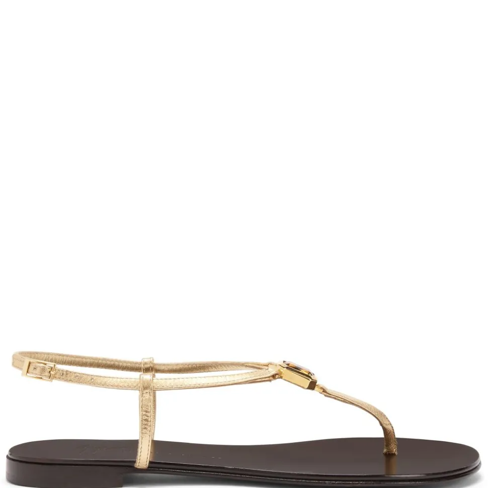 CAMELIEE FLAT