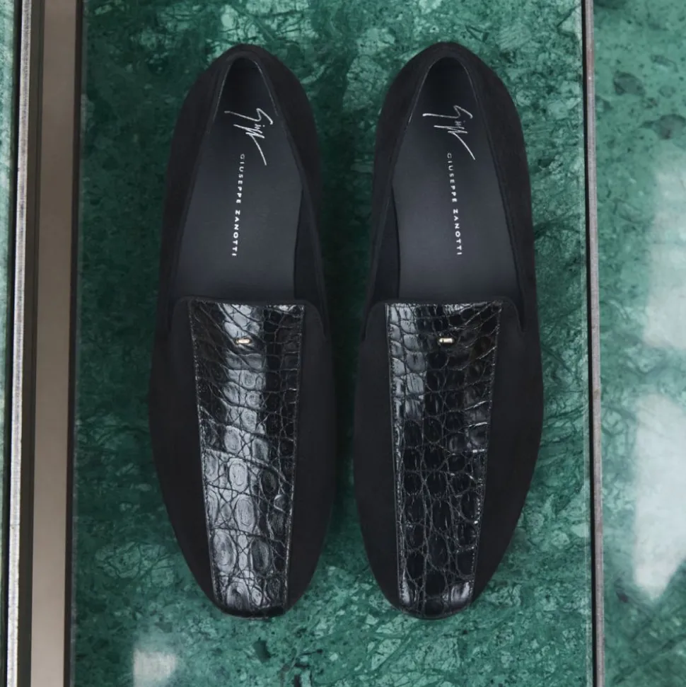 TUXEDO CROCO